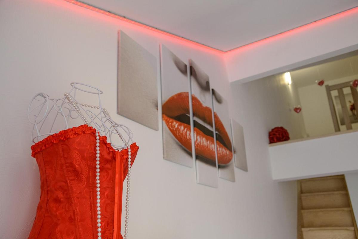 Love Room - Suite Romantique Avec Spa Privatif Le Puy-en-Velay エクステリア 写真