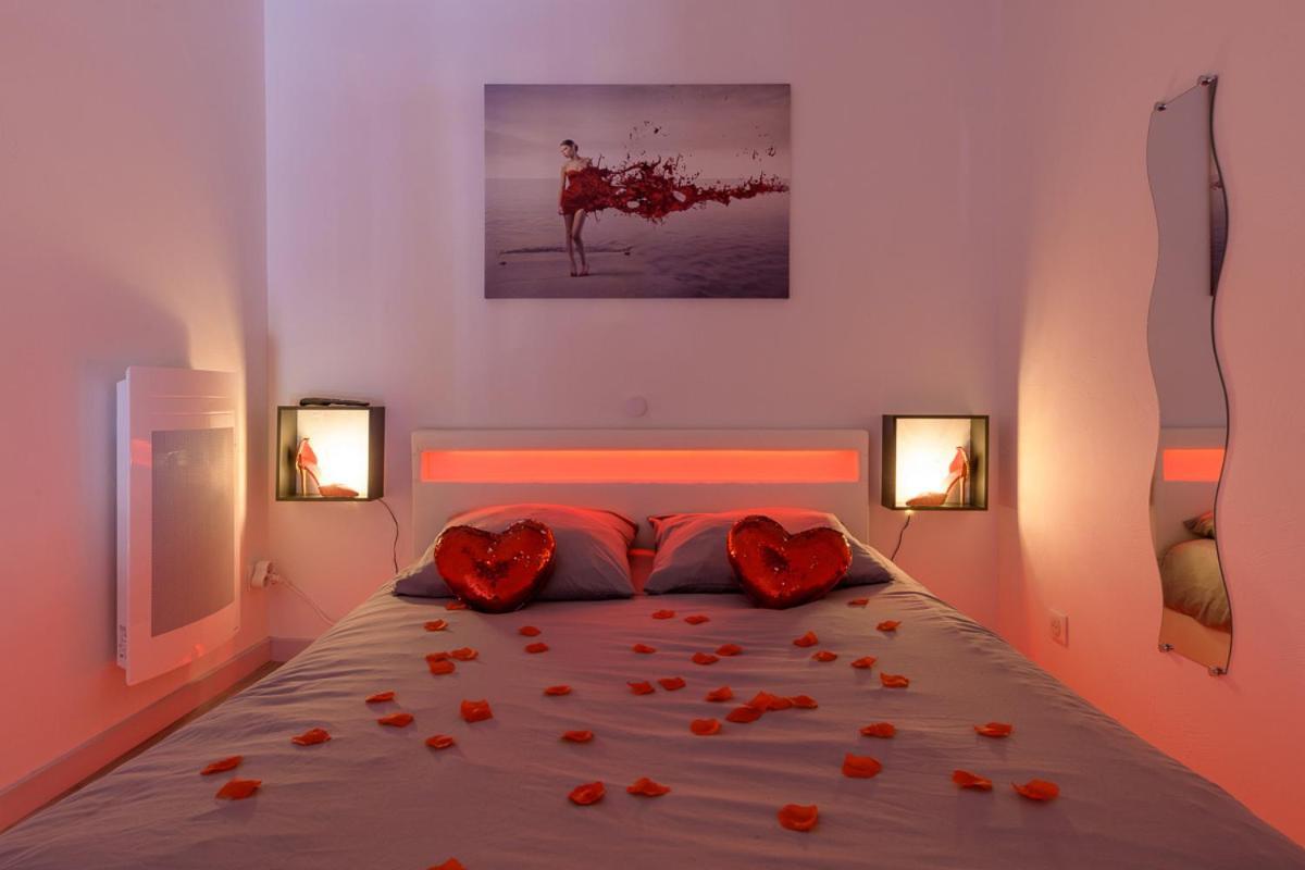 Love Room - Suite Romantique Avec Spa Privatif Le Puy-en-Velay エクステリア 写真