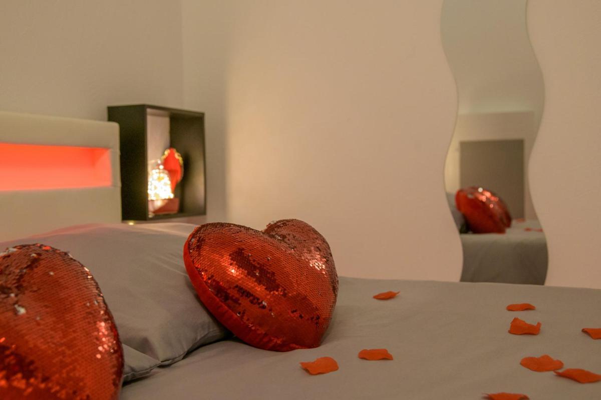 Love Room - Suite Romantique Avec Spa Privatif Le Puy-en-Velay エクステリア 写真